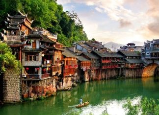 Du lịch Trương Gia Giới có gì hay? du lich truong gia gioi